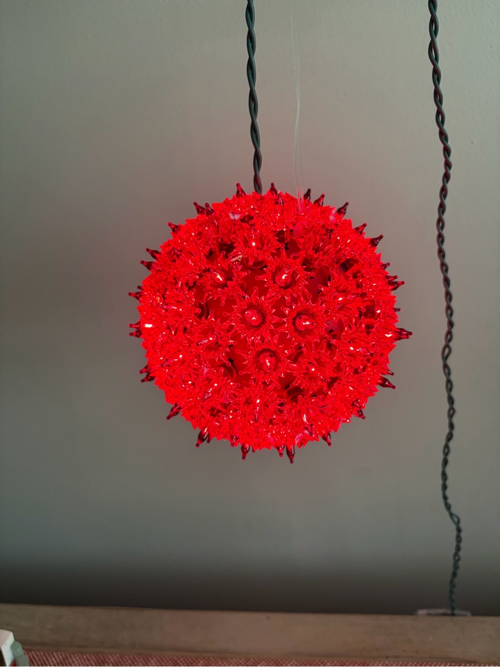 VTG GE Holiday Classics 100 Red Light Super Sphere 6" Decor